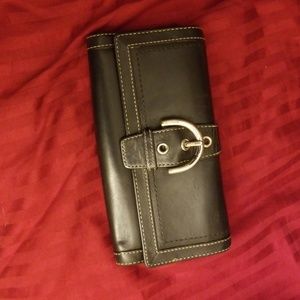 Clutch wallet coach